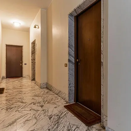 Elegant And Comfortable Mini Apartment